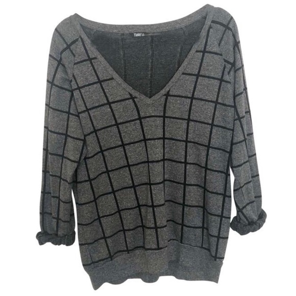 Aritzia Sweaters - Aritzia TNA sweater v neck grey striped